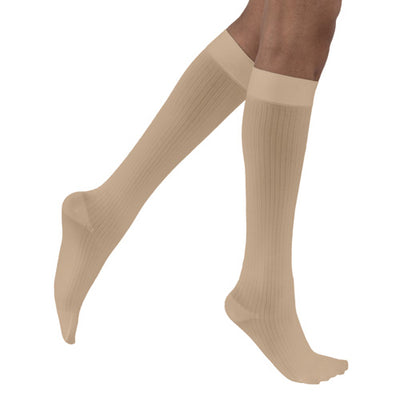 Jobst soSoft Socks KneeHigh 15-20 mmHg  Sand Medium 1/pair (Jobst Ultrasheer 15-20 Knee Hi) - Img 1