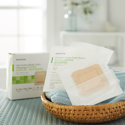 McKesson Lite Silicone Gel Adhesive with Border Thin Silicone Foam Dressing, 3 x 3 Inch, 1 Box of 10 (Advanced Wound Care) - Img 7