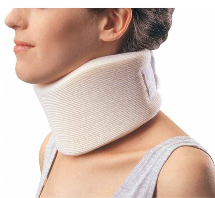 ProCare® Form Fit™ Cervical Collar, Medium, 1 Each (Immobilizers, Splints and Supports) - Img 1