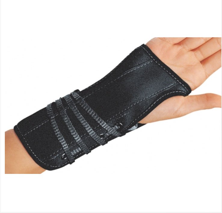 ProCare® Right Wrist Support, Medium, 1 Each (Immobilizers, Splints and Supports) - Img 1