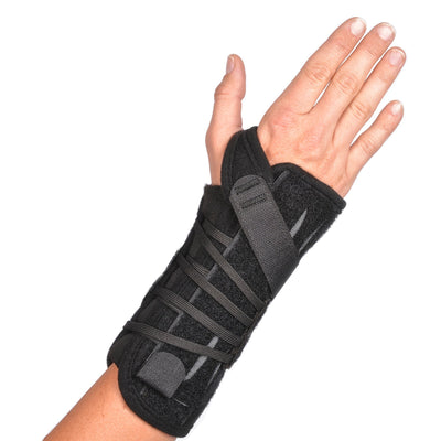 Titan™ Wrist Right Wrist Splint, One Size Fits Most, 1 Each (Immobilizers, Splints and Supports) - Img 1